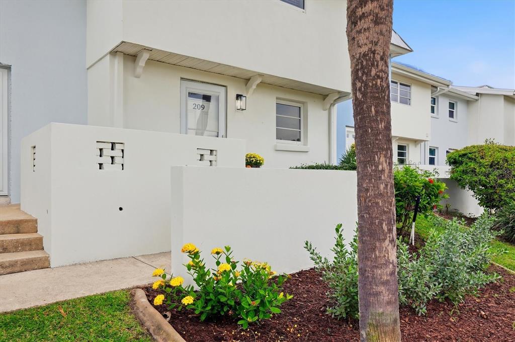 4532 OCEAN BOULEVARD UNIT 209, SARASOTA, FL — photo 3 of 30