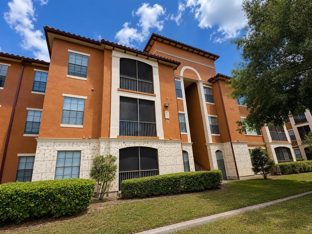 6149 METROWEST BOULEVARD UNIT 208