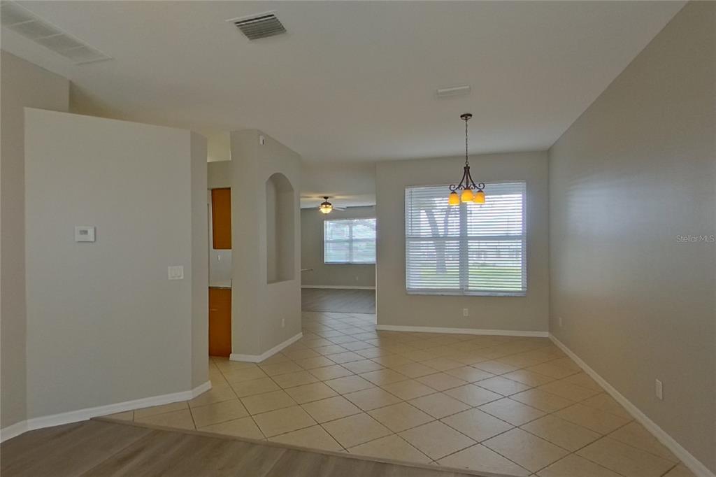 601 CYPRESS PARK AVENUE, TARPON SPRINGS, FL — photo 4 of 15
