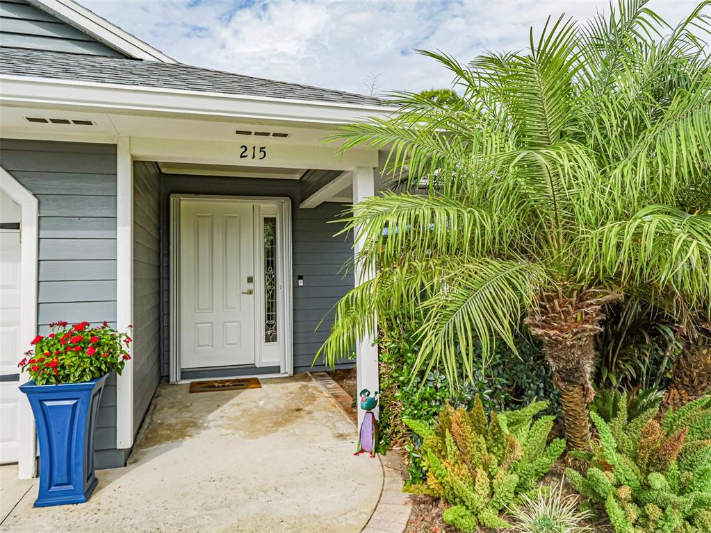 215 8TH TERRACE, VERO BEACH, FL — photo 2 of 30