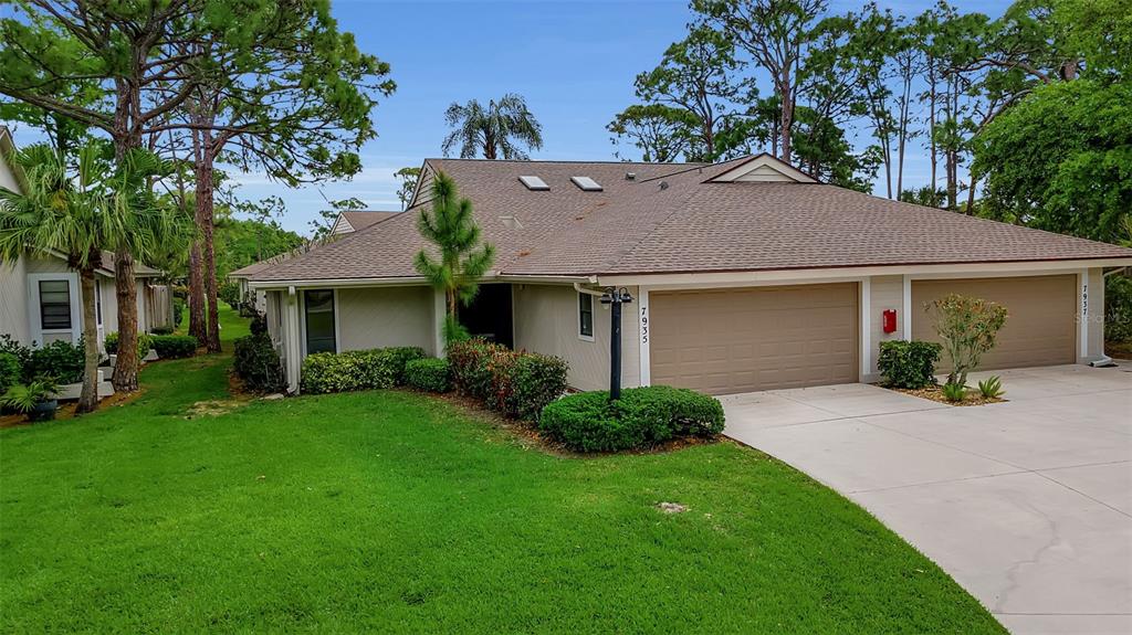 7935 WOODPOINTE COURT UNIT 21