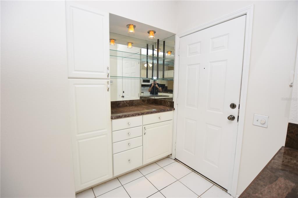 2308 LAKE WOODBERRY CIRCLE, BRANDON, FL — photo 4 of 30