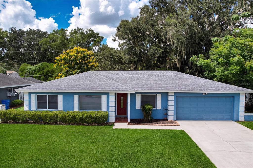 903 TANGELO PLACE