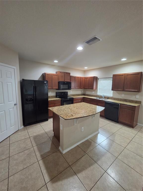 4617 SOMERSET HILL LANE, RIVERVIEW, FL — photo 4 of 17