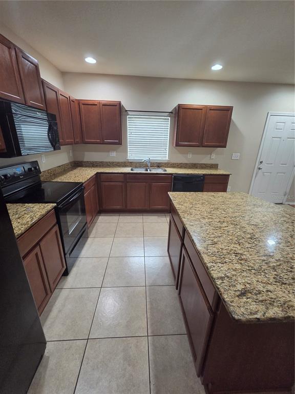 4617 SOMERSET HILL LANE, RIVERVIEW, FL — photo 5 of 17