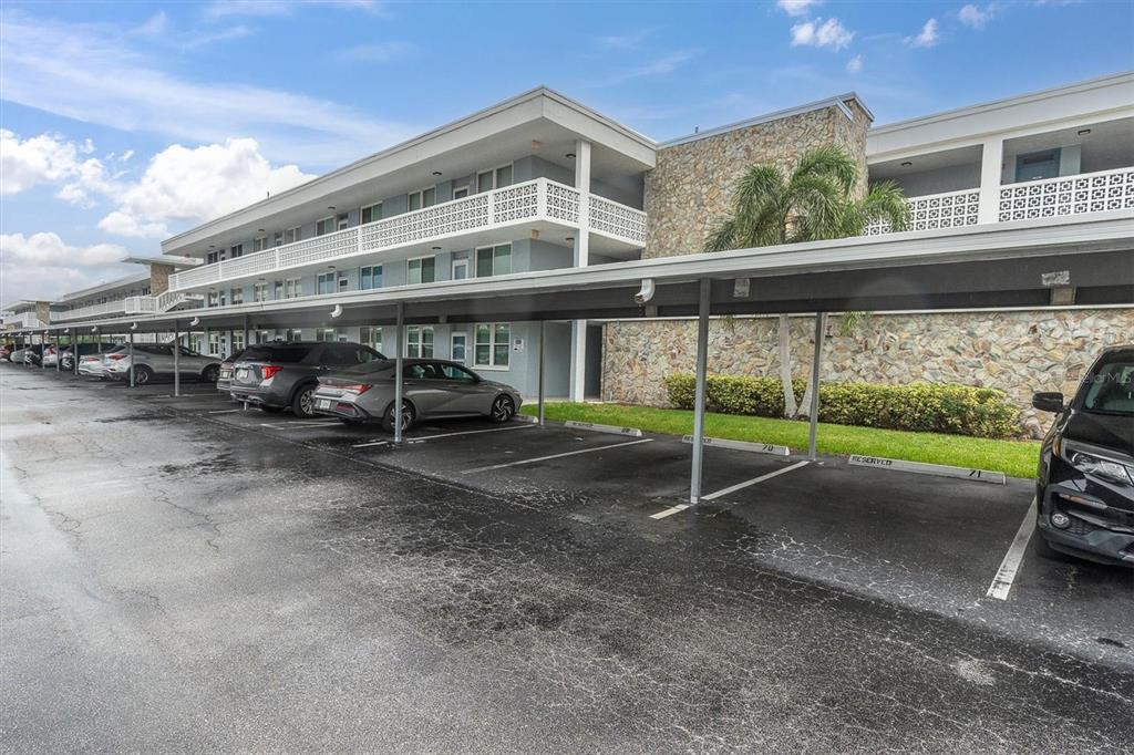 4715 BAY STREET NE UNIT 330, ST PETERSBURG, FL — photo 4 of 33