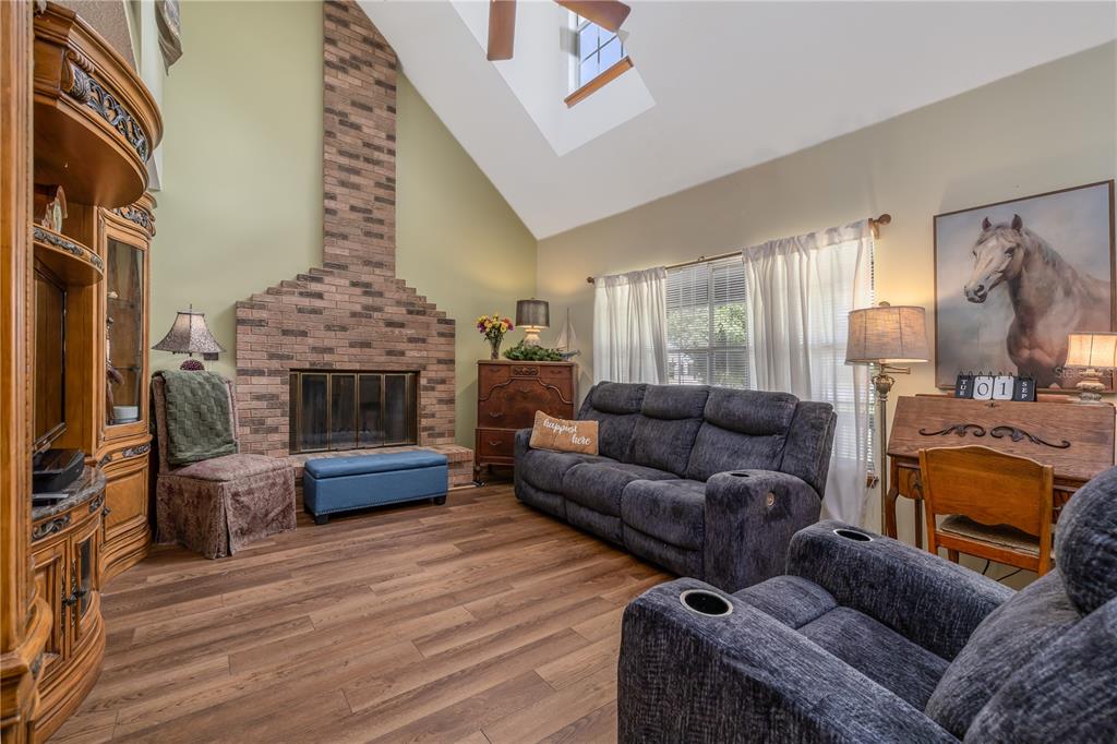 1908 SALEM COURT, DELTONA, FL — photo 4 of 51