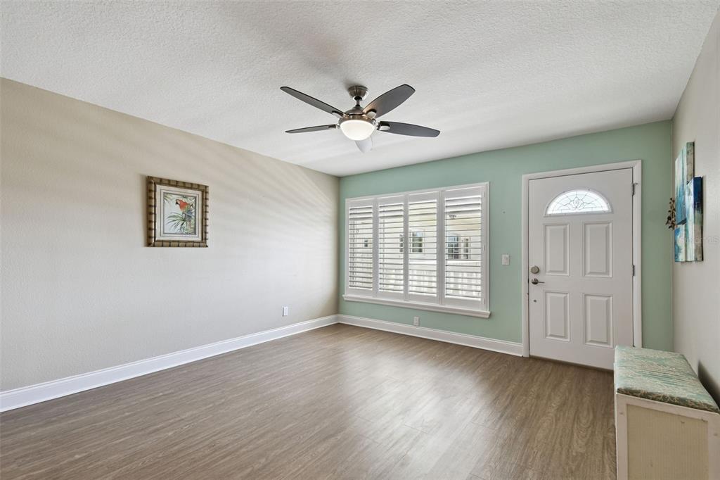2292 COSTA RICAN DRIVE UNIT 30, CLEARWATER, FL — photo 4 of 41