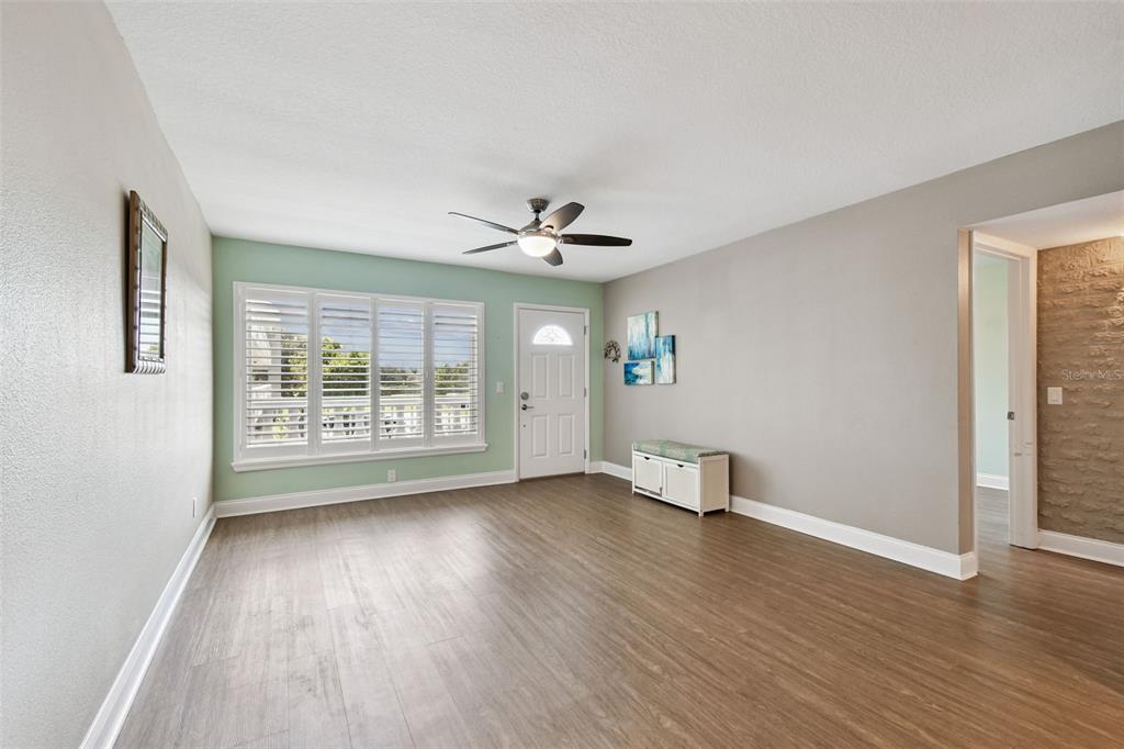 2292 COSTA RICAN DRIVE UNIT 30, CLEARWATER, FL — photo 5 of 41
