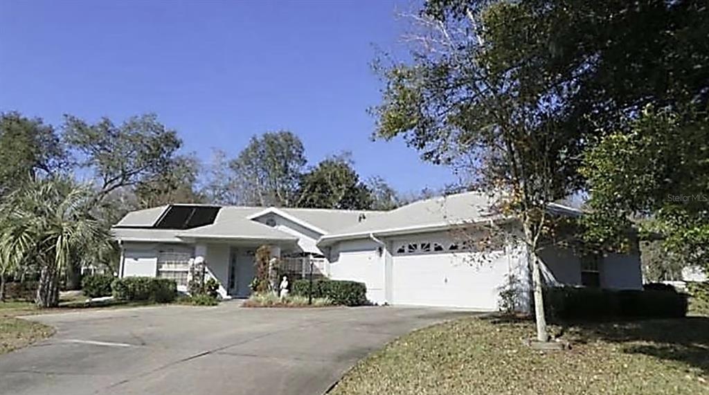 2534 N BRENTWOOD CIRCLE