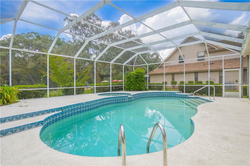 1635 N Marlborough LOOP, CRYSTAL RIVER, FL — photo 4 of 30