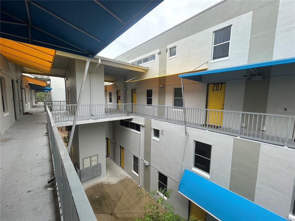 2515 SW 35TH PLACE UNIT 217