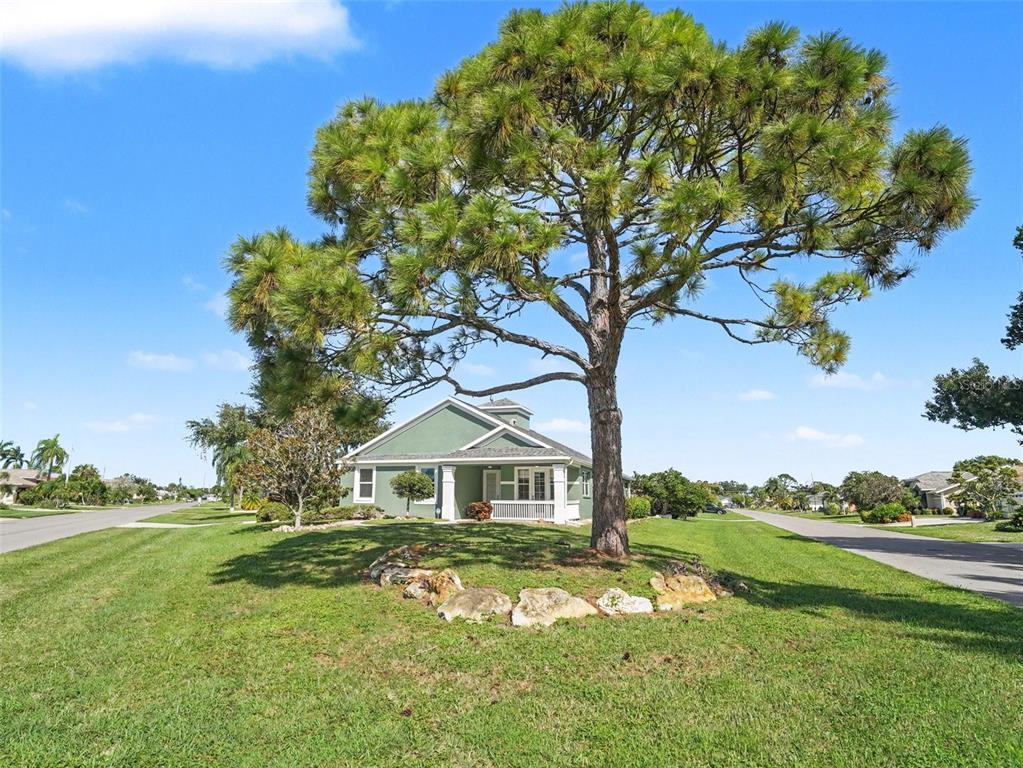 1380 WASHINGTON DRIVE, VENICE, FL — photo 2 of 31