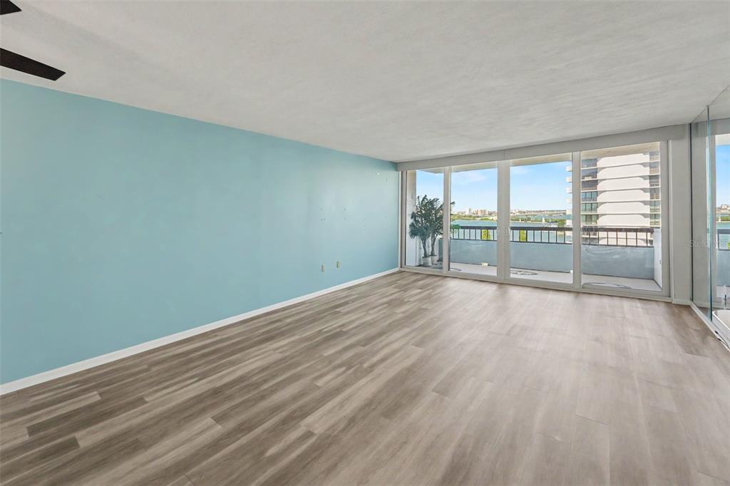 30 TURNER STREET UNIT 806, CLEARWATER, FL — photo 4 of 27