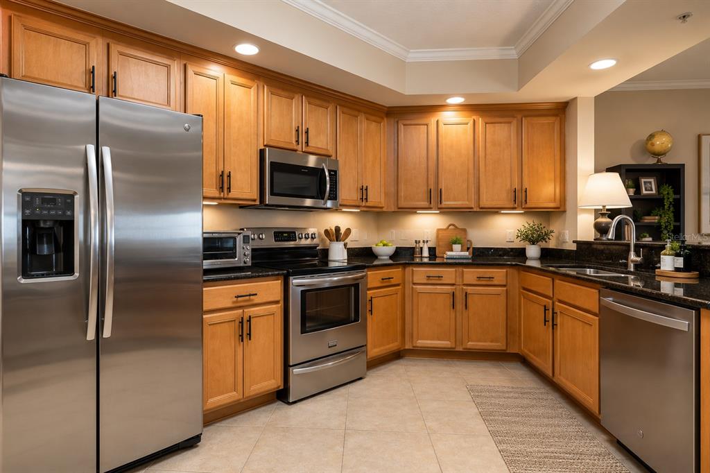 375 EMERSON PLAZA UNIT 412, ALTAMONTE SPRINGS, FL — photo 5 of 23