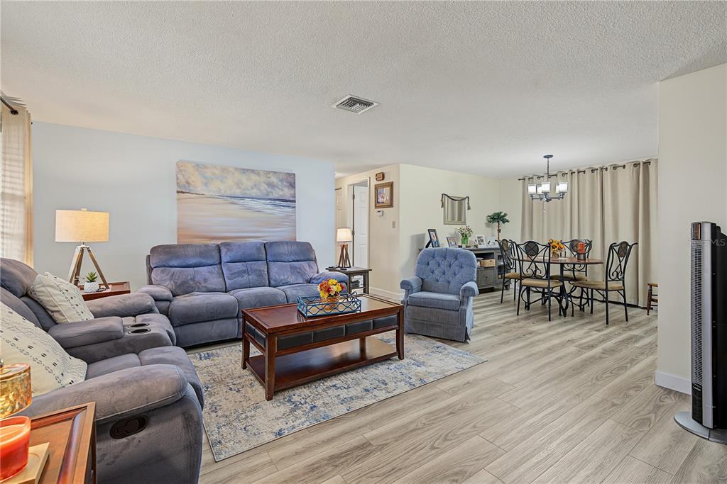 7512 HOLLY LAKE LANE, NEW PORT RICHEY, FL — photo 5 of 30