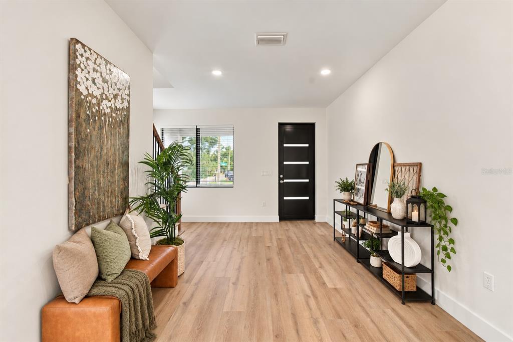 6401 S RICHARD AVENUE, TAMPA, FL — photo 5 of 30