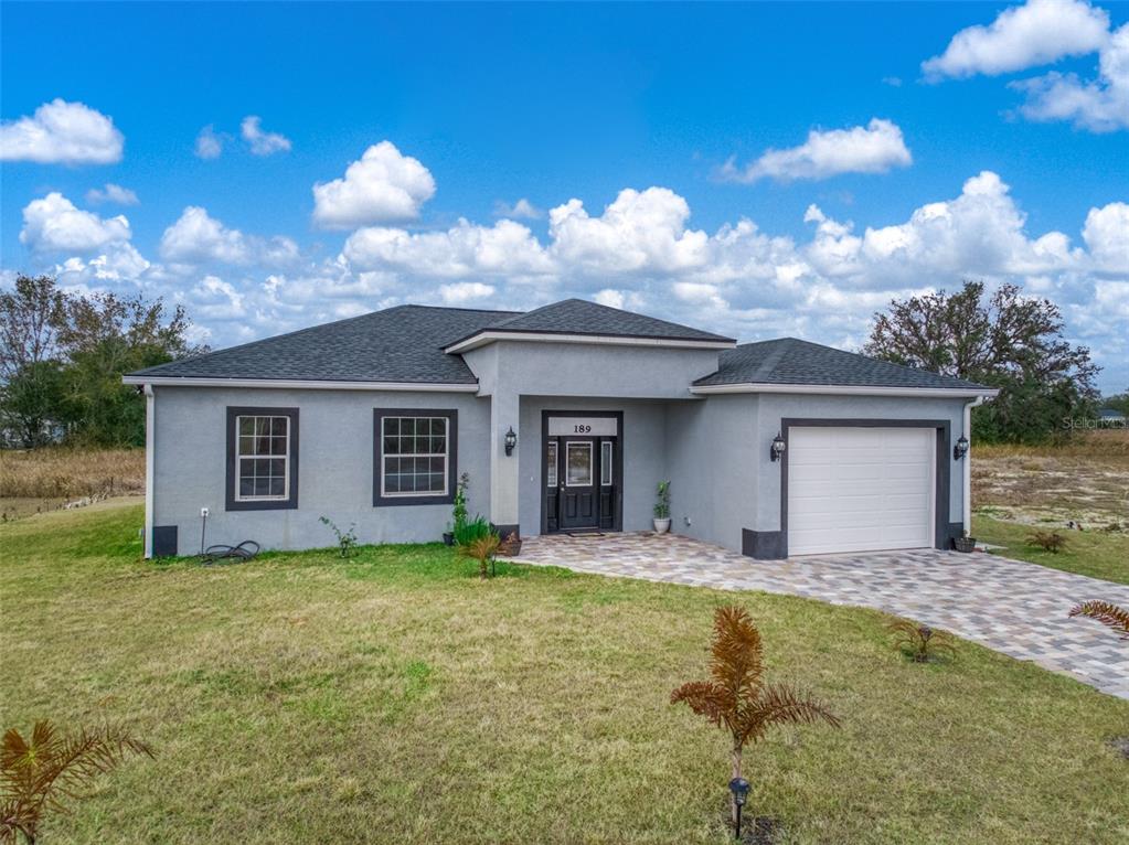 189 N OLEANDER DRIVE