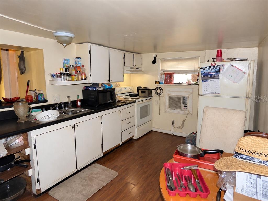 2807 58TH PLACE N UNIT 2, ST PETERSBURG, FL — photo 4 of 8