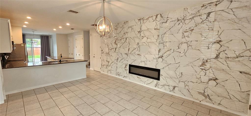 202 ABERDEEN STREET, DAVENPORT, FL — photo 3 of 24