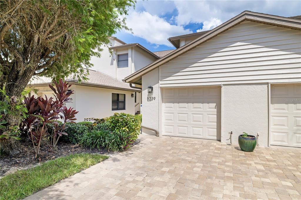 5239 HERON WAY UNIT 102, SARASOTA, FL — photo 2 of 30