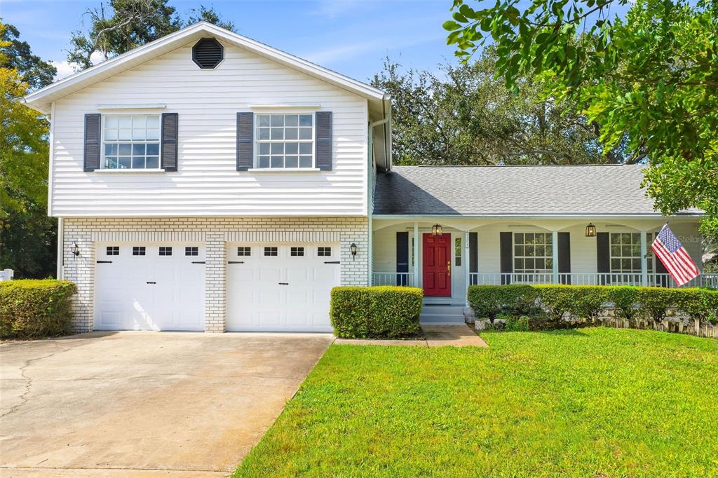 1304 TREETOP DRIVE