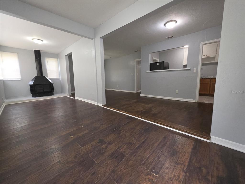 904 BUNKER HILL BOULEVARD, JACKSONVILLE, FL — photo 2 of 9