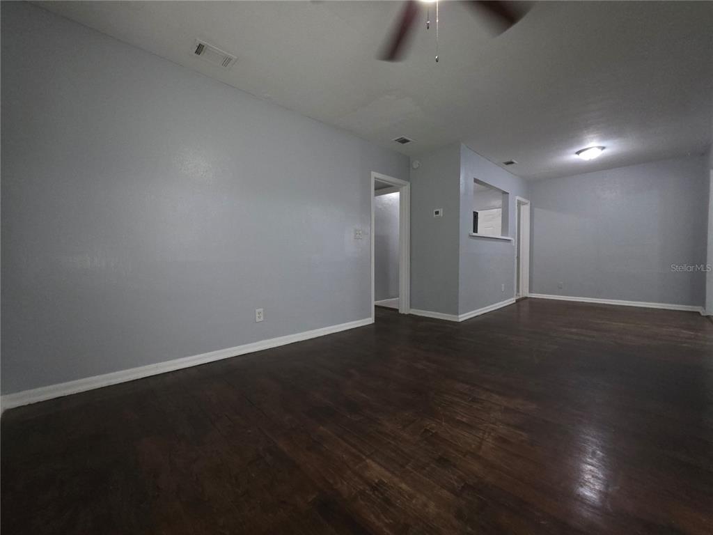904 BUNKER HILL BOULEVARD, JACKSONVILLE, FL — photo 3 of 9