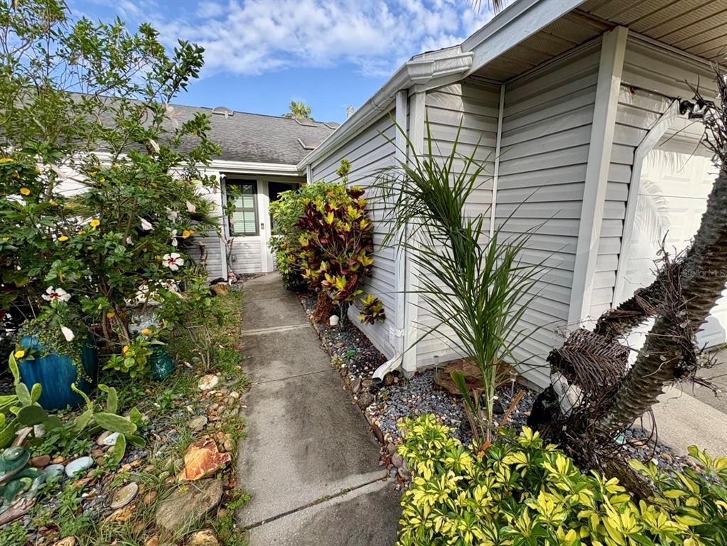 2466 ALHAMBRA STREET, CLEARWATER, FL — photo 2 of 15