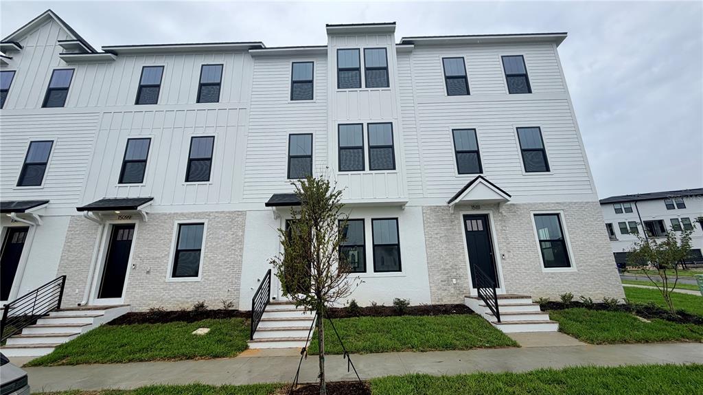 15105 GROVESIDE ROAD