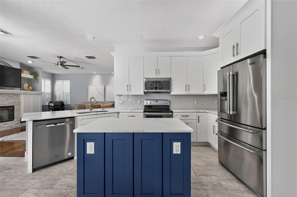 460 ALINOLE LOOP, LAKE MARY, FL — photo 5 of 30