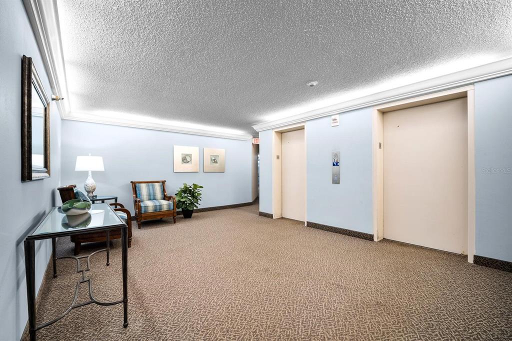 690 ISLAND WAY UNIT 912, CLEARWATER, FL — photo 5 of 30