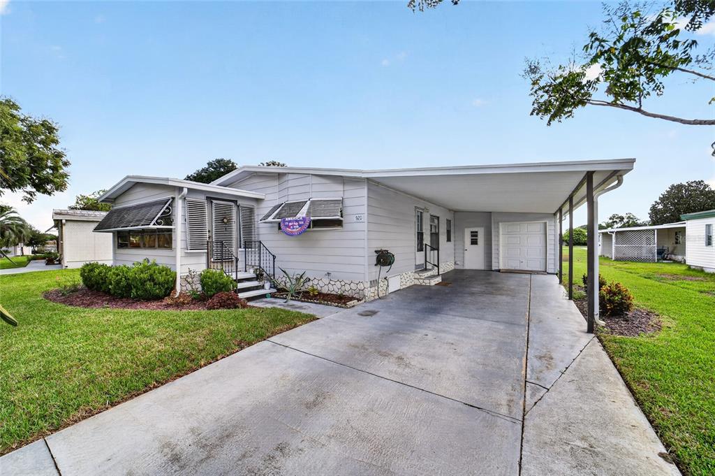 920 SILVER OAK AVENUE, THE VILLAGES, FL — photo 2 of 30
