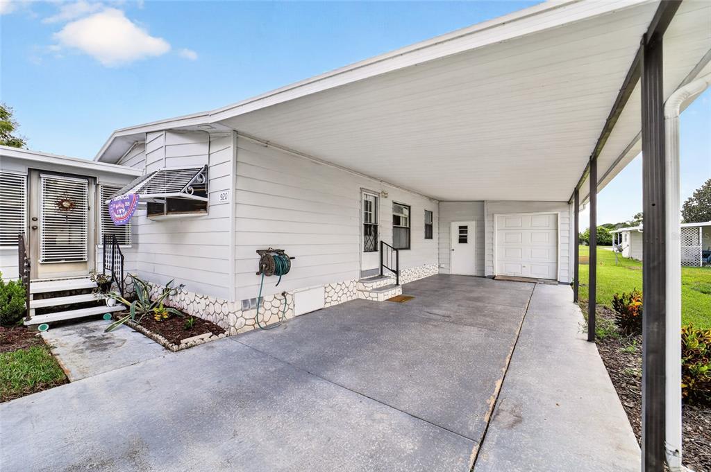 920 SILVER OAK AVENUE, THE VILLAGES, FL — photo 4 of 30