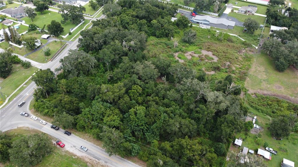 4711 MOORES LAKE ROAD, DOVER, FL — photo 2 of 8
