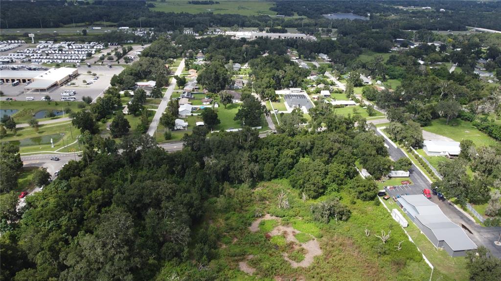 4711 MOORES LAKE ROAD, DOVER, FL — photo 4 of 8
