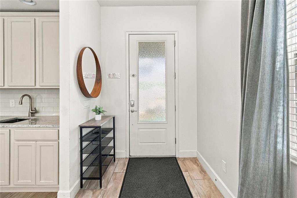1472 FAIRVIEW CIR, KISSIMMEE, FL — photo 4 of 30