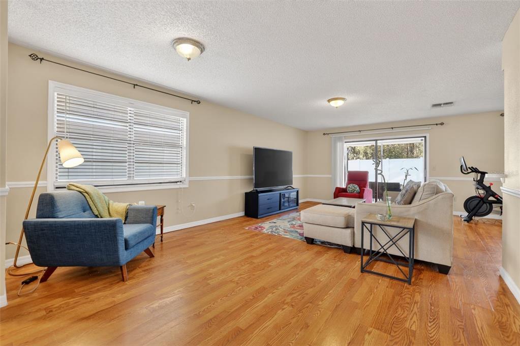 5215 CORVETTE DRIVE, TAMPA, FL — photo 3 of 30