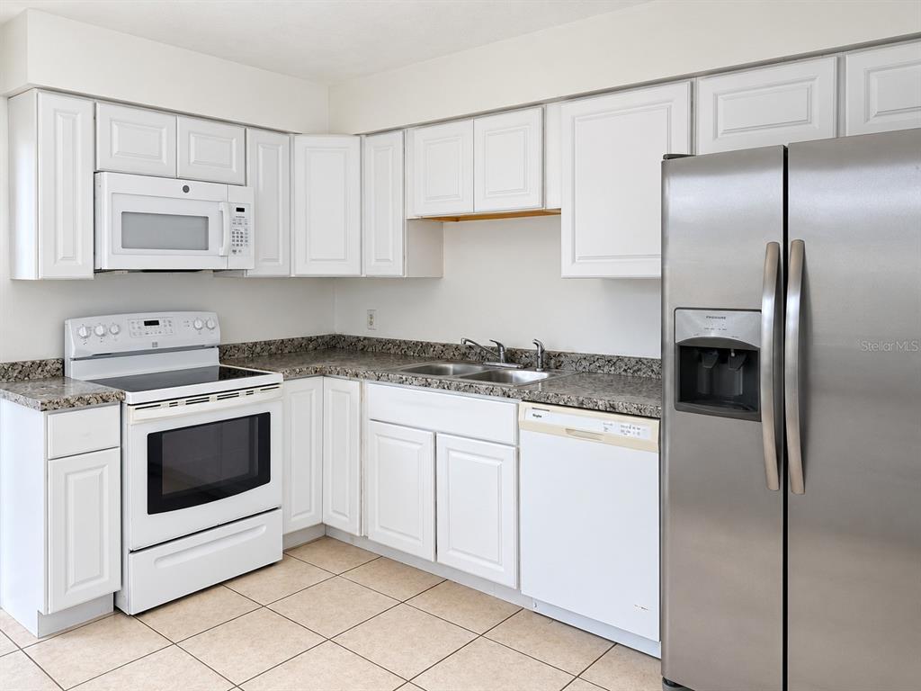 5014 & 5016 22ND STREET W, BRADENTON, FL — photo 3 of 8
