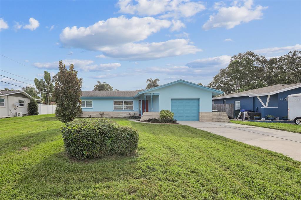 93 OAKWOOD DRIVE