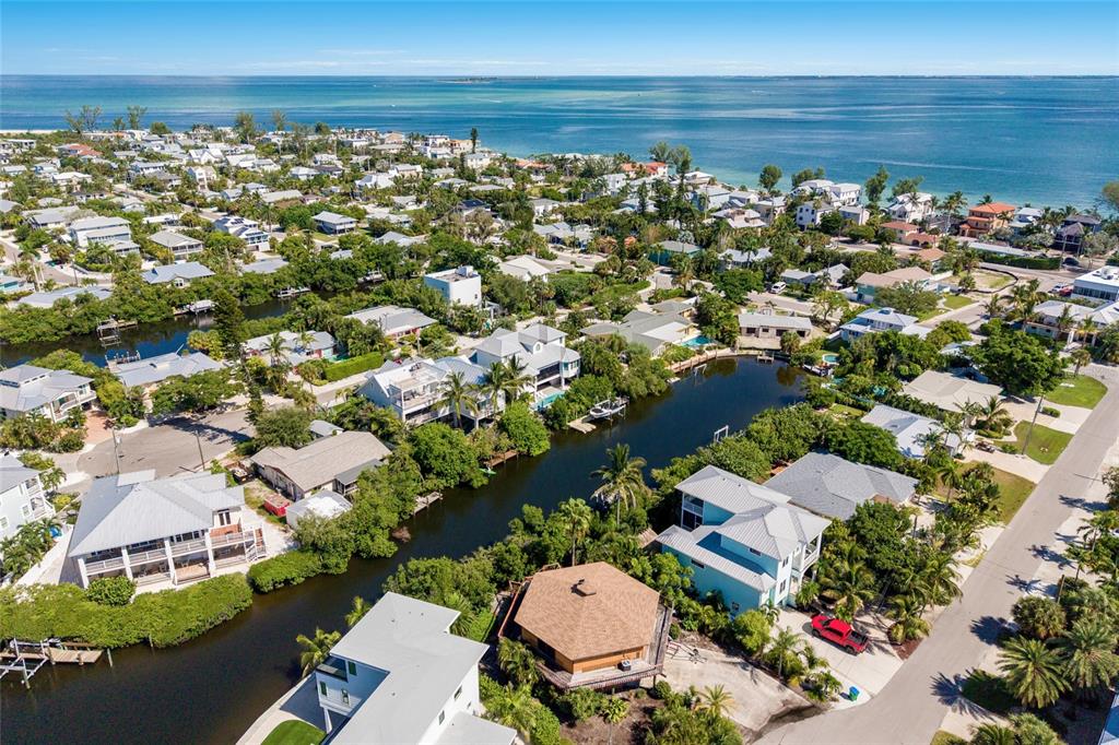 109 GULL DRIVE, ANNA MARIA, FL — photo 4 of 8