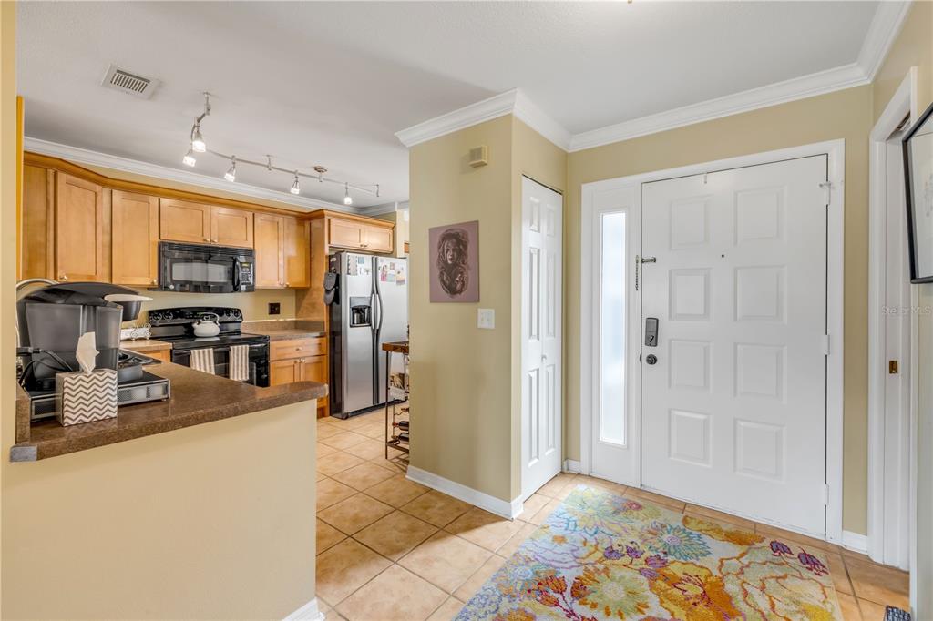 636 MAPLE OAK CIRCLE UNIT 107, ALTAMONTE SPRINGS, FL — photo 5 of 30