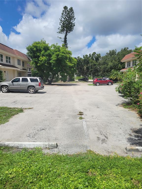 3756 AMHERST WAY UNIT 1, SARASOTA, FL — photo 3 of 14