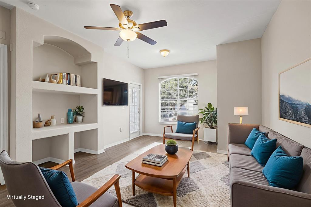 8513 LUCUYA WAY UNIT 209, TEMPLE TERRACE, FL — photo 3 of 18