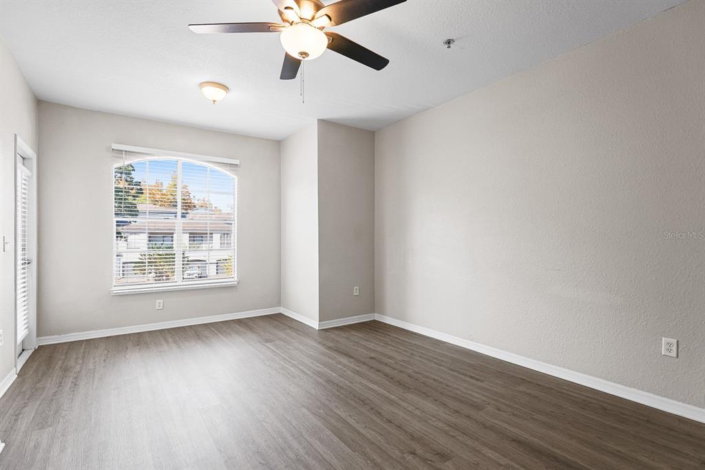 8513 LUCUYA WAY UNIT 209, TEMPLE TERRACE, FL — photo 5 of 18