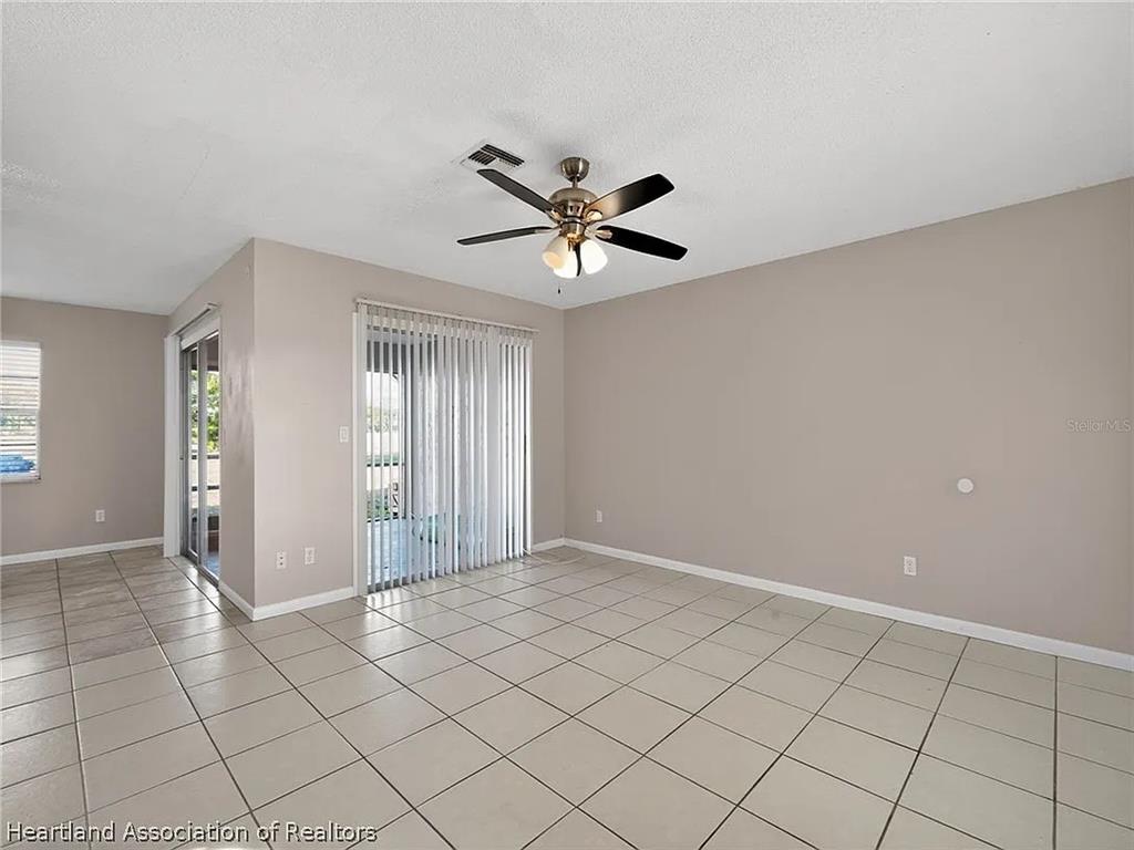 6213 CANDLER TERRACE, SEBRING, FL — photo 3 of 10