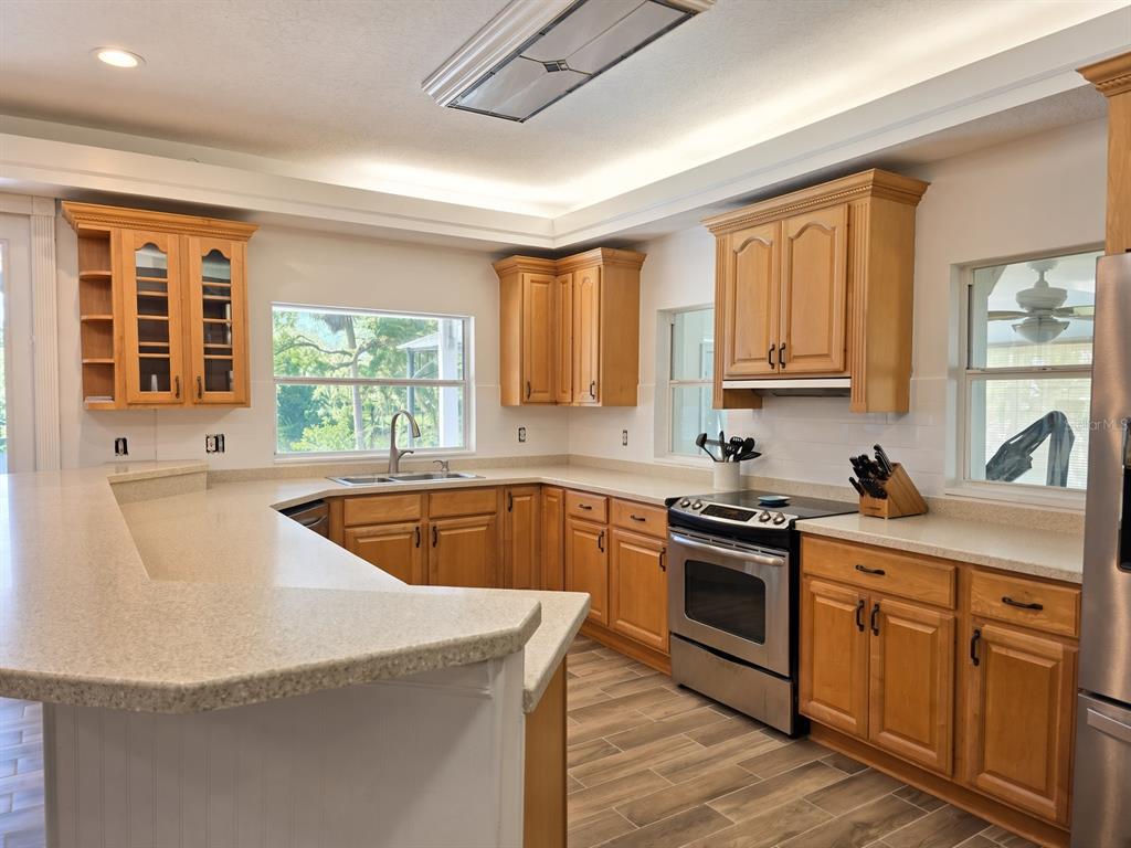 9303 ALICE LANE, RIVERVIEW, FL — photo 2 of 29