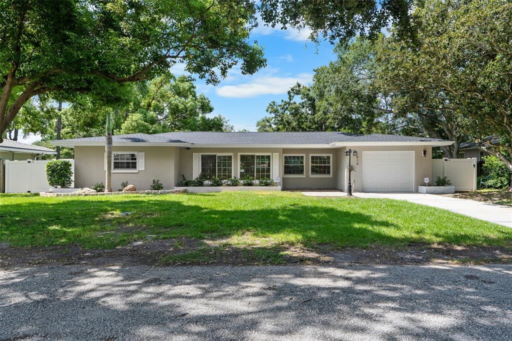 1819 MEADOW LANE