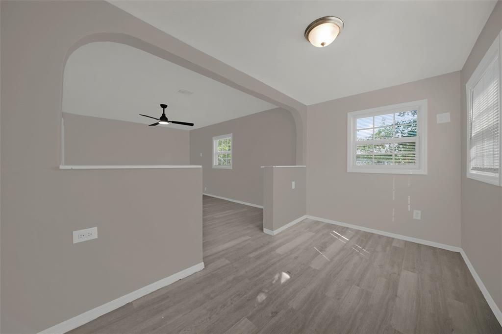 4604 COURTLAND STREET, TAMPA, FL — photo 3 of 30