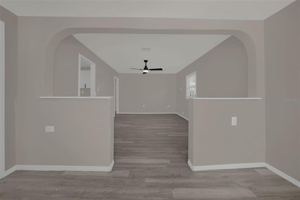 4604 COURTLAND STREET, TAMPA, FL — photo 4 of 30
